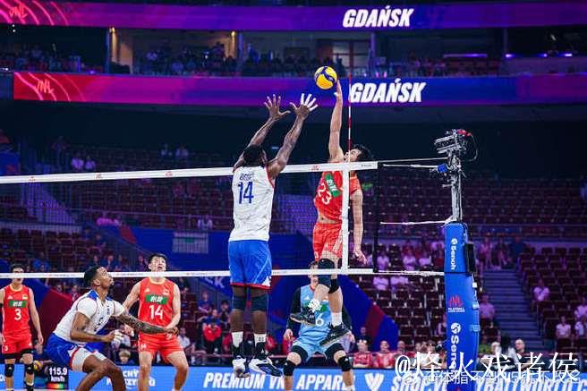 中国男排决胜局力克古巴 止住世界男排联赛八连败颓势 中国男排决胜局力克古巴 止住世界男排联赛八连败颓势